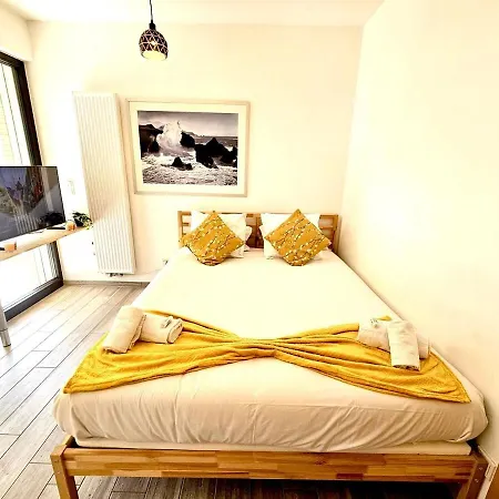 Cozy With Sunny Terrace-chiny3 * Luxembourg
