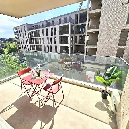 Cozy With Sunny Terrace-chiny3