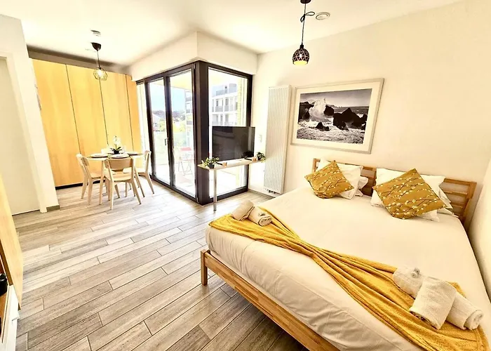 Cozy With Sunny Terrace-chiny3 Lussemburgo